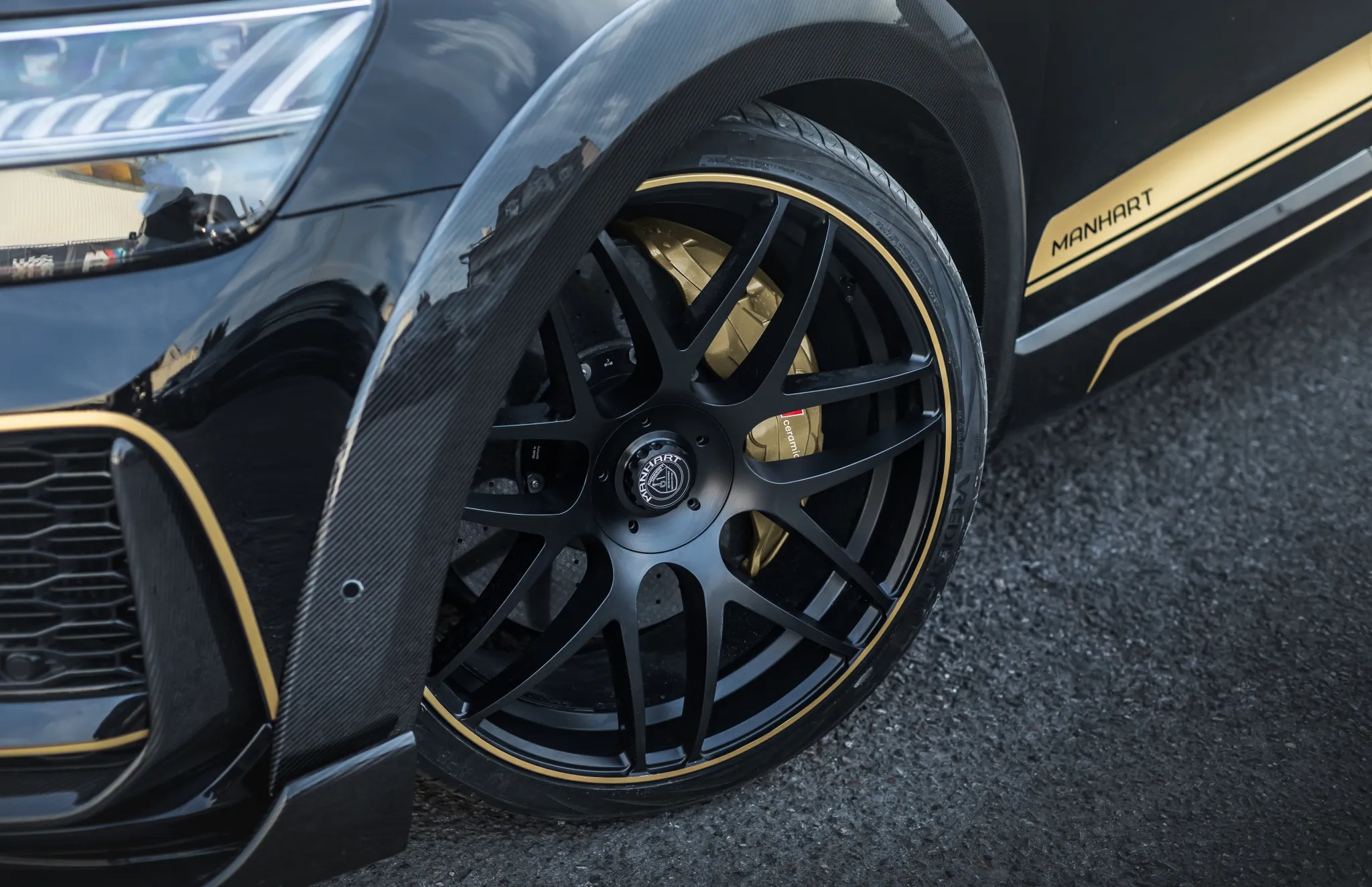 Check our price and buy Manhart body kit for Audi RS Q8