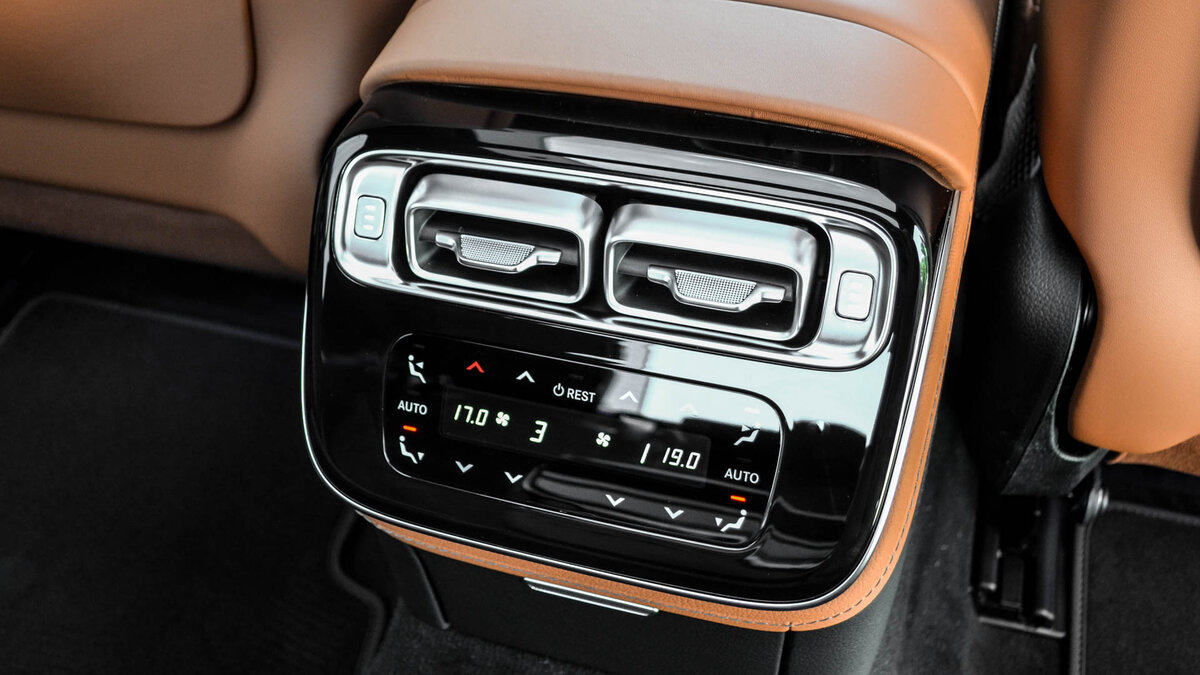 Check price and buy New Mercedes-Benz S-Class 350 d Long 4MATIC (W223) For Sale