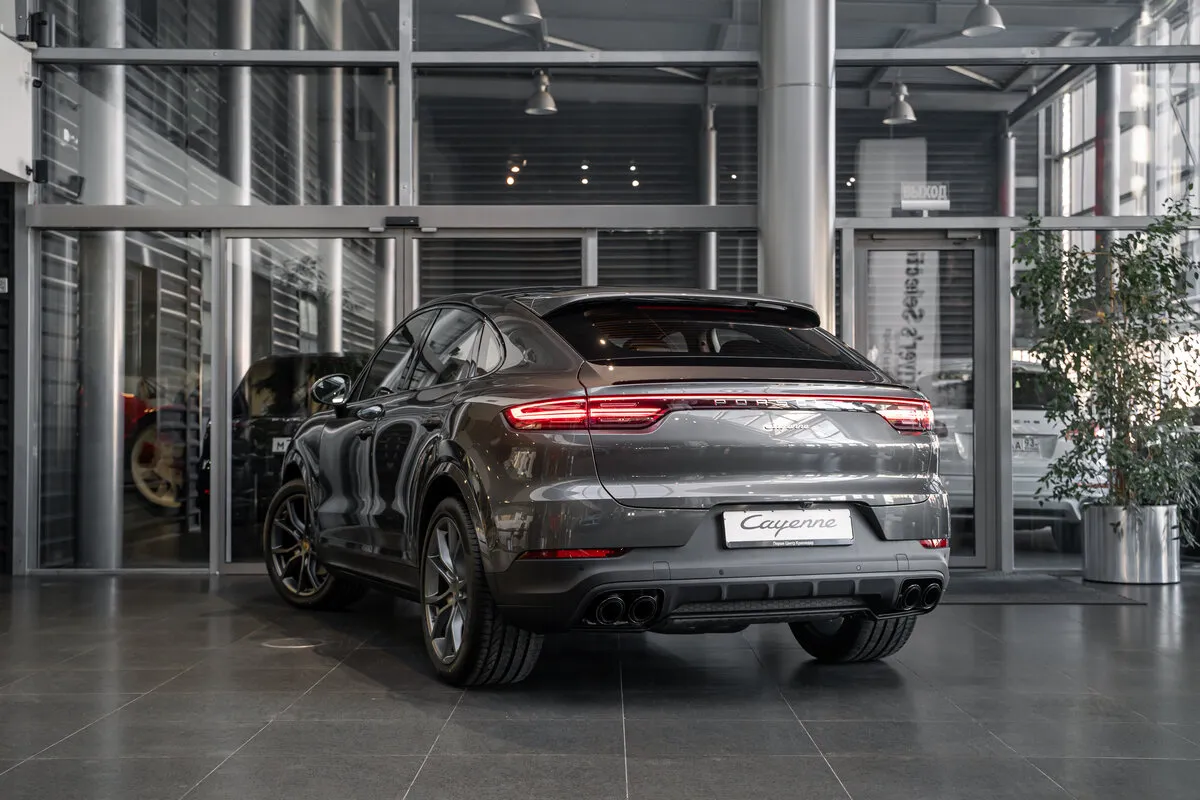 Check price and buy New Porsche Cayenne Coupé For Sale