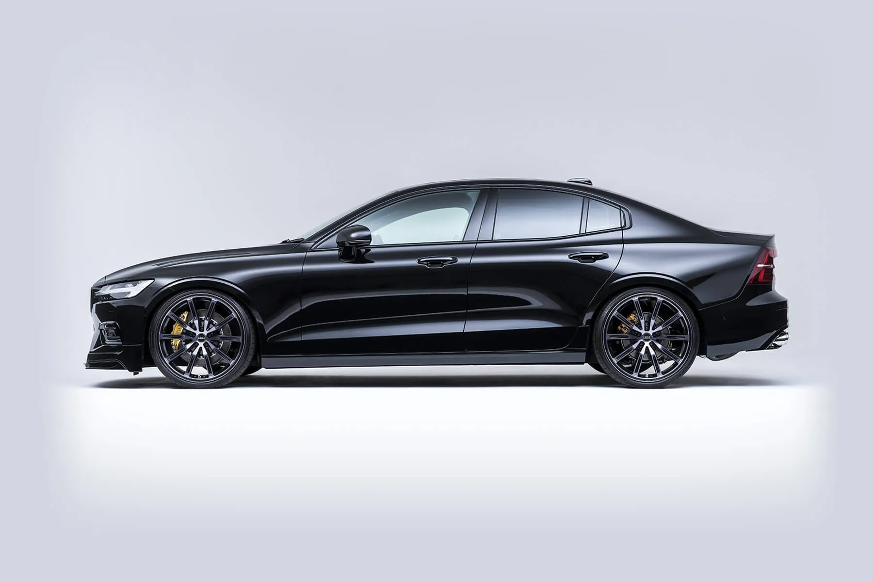 Check our price and buy ERST body kit for Volvo S60!
