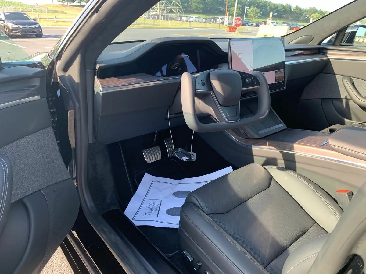 Check price and buy New Tesla Model S Plaid Restyling 2 For Sale