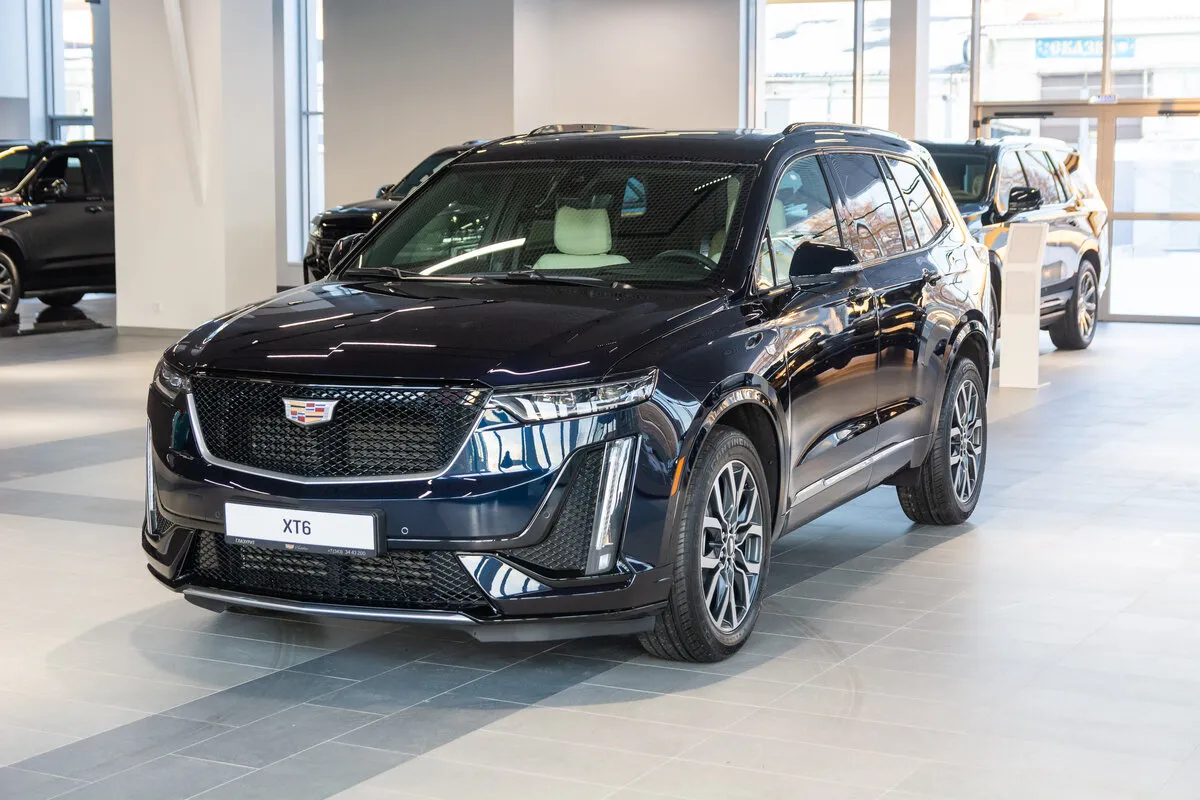 Check price and buy New Cadillac XT6 For Sale