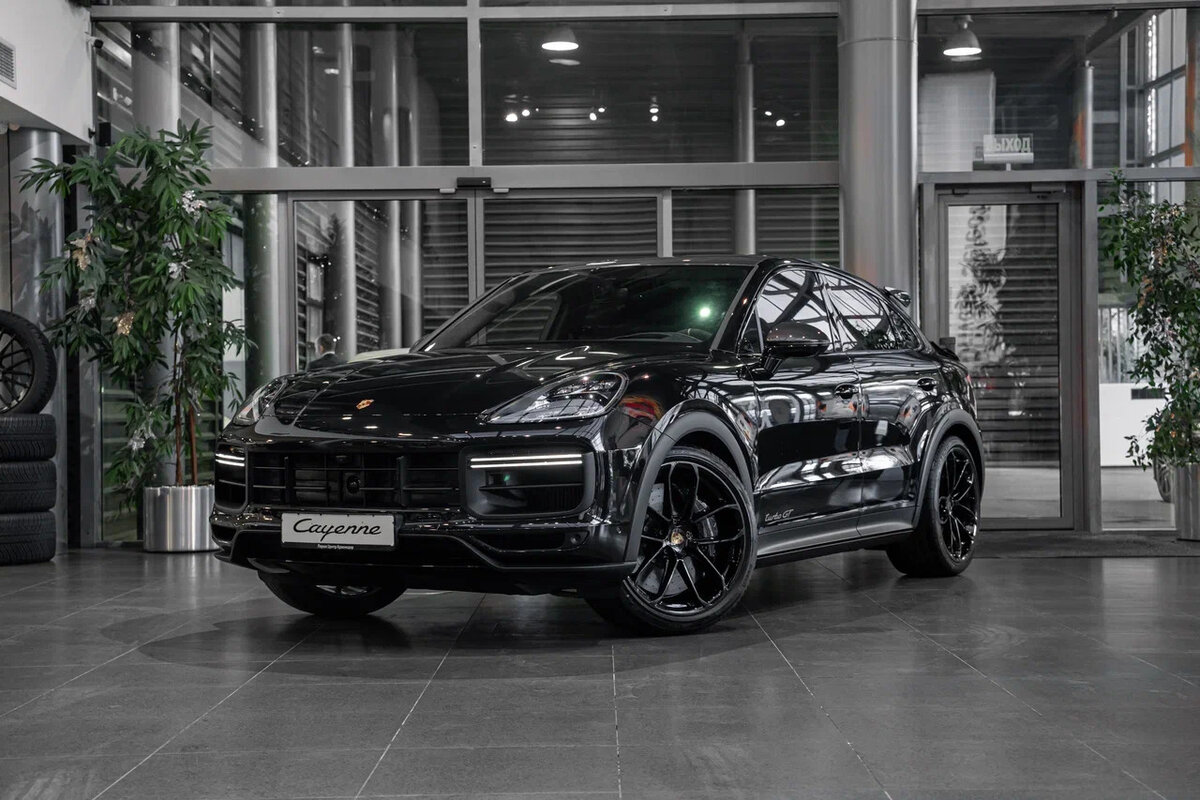 Check price and buy New Porsche Cayenne Coupé Turbo GT For Sale