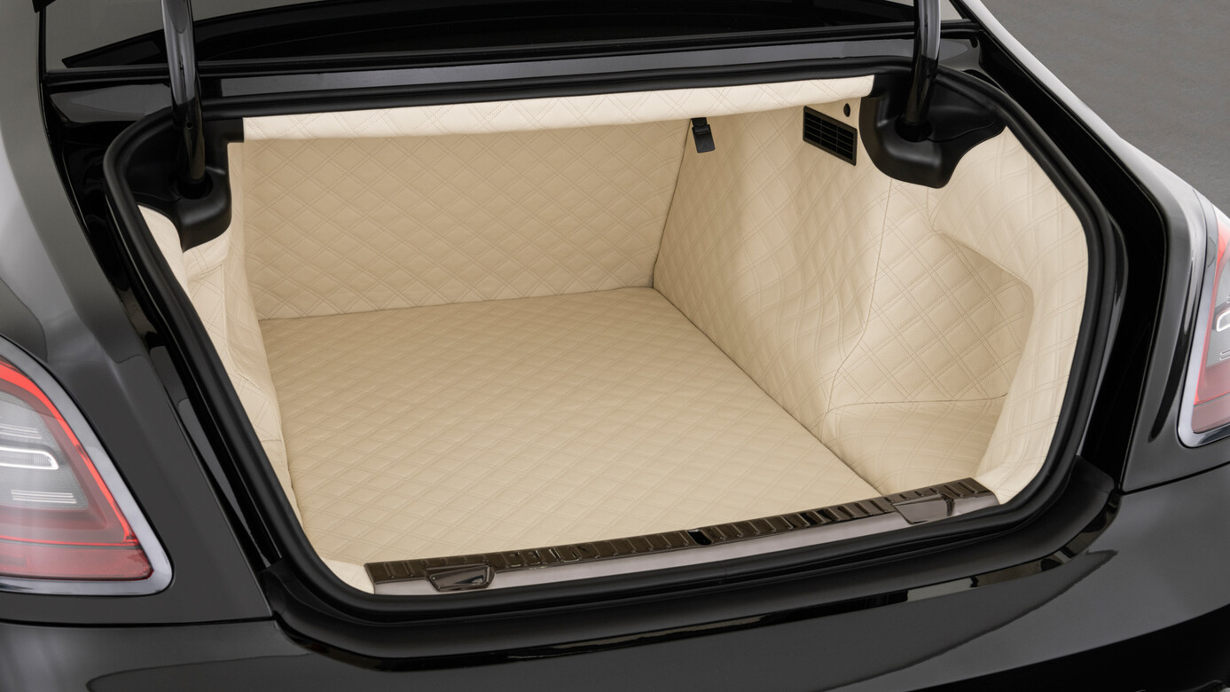 Leather trunk quilted Brabus Carbon for Rolls-Royce Ghost