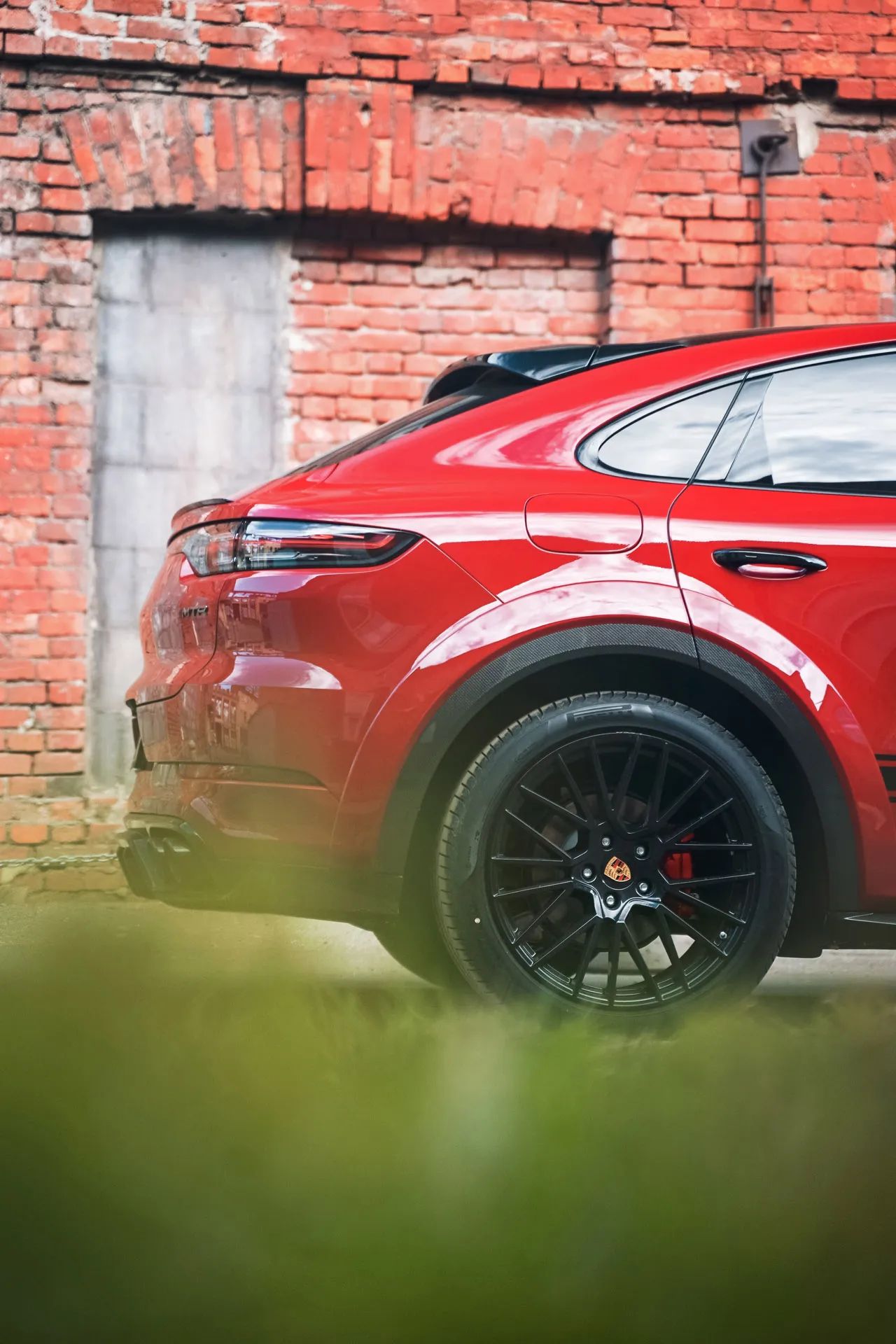 Check price and buy MTR Design Wide Body Carbon Fiber kit for Porsche Cayenne Coupe