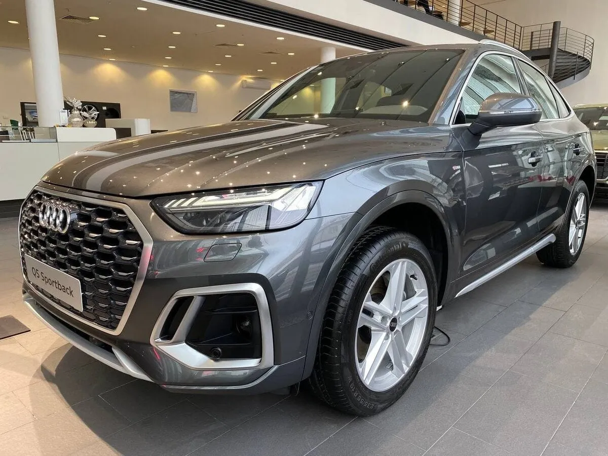 Check price and buy New Audi Q5 Sportback 45 TFSI (FY) For Sale