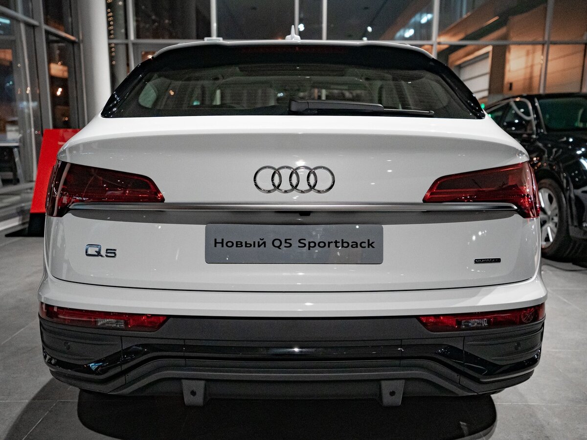 Check price and buy New Audi Q5 Sportback 45 TFSI (FY) For Sale