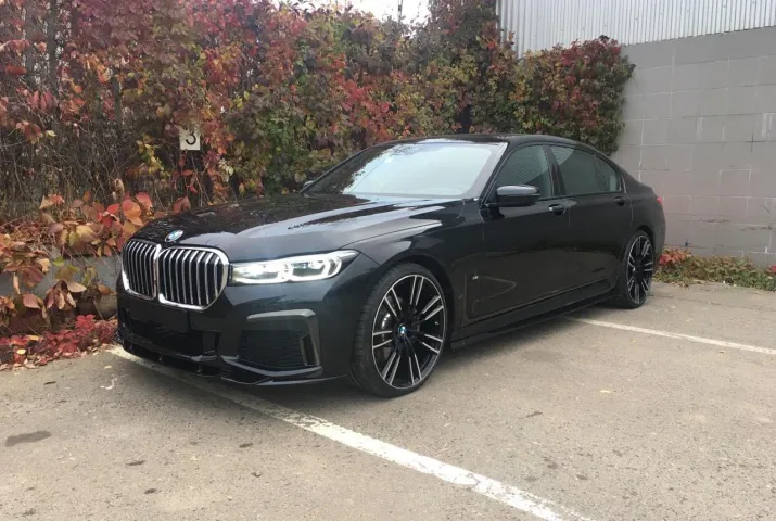 Check price and buy Ronin Design body kit for BMW 7 series G11/G12 Paradigm