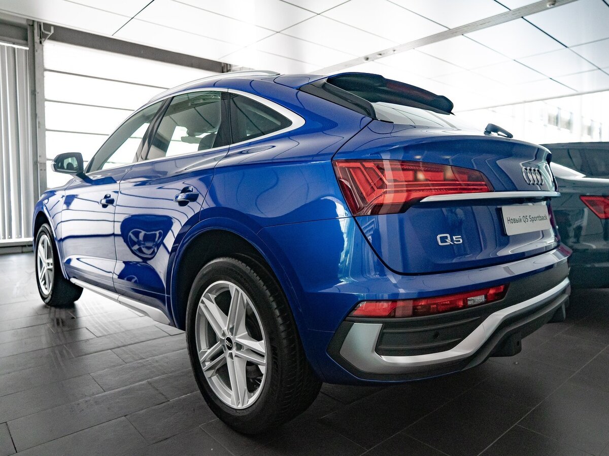 Check price and buy New Audi Q5 Sportback 45 TFSI (FY) For Sale