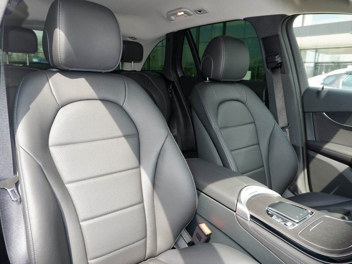 Check price and buy New Mercedes-Benz GLC 300 d (X253) Restyling For Sale