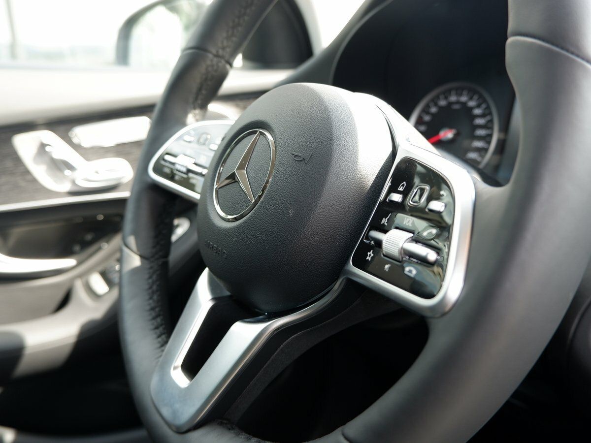 Check price and buy New Mercedes-Benz GLC 300 d (X253) Restyling For Sale