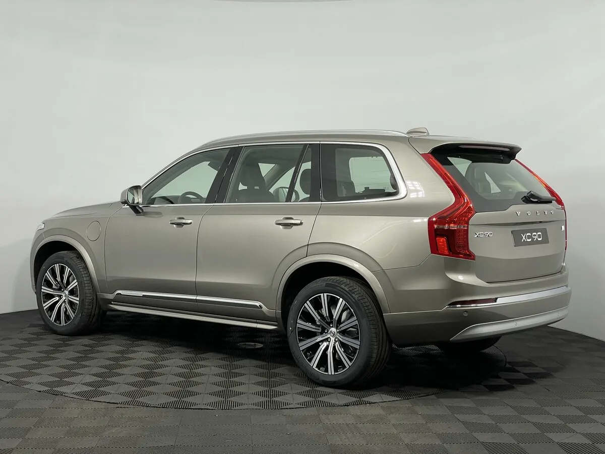 Check price and buy New Volvo XC90 Restyling For Sale