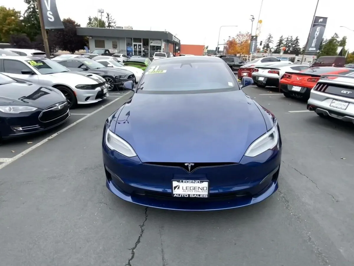 Check price and buy New Tesla Model S Plaid Restyling 2 For Sale