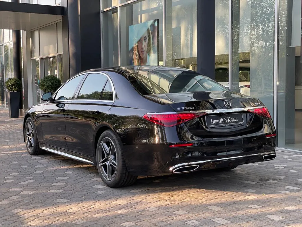 Check price and buy New Mercedes-Benz S-Class 350 d Long 4MATIC (W223) For Sale