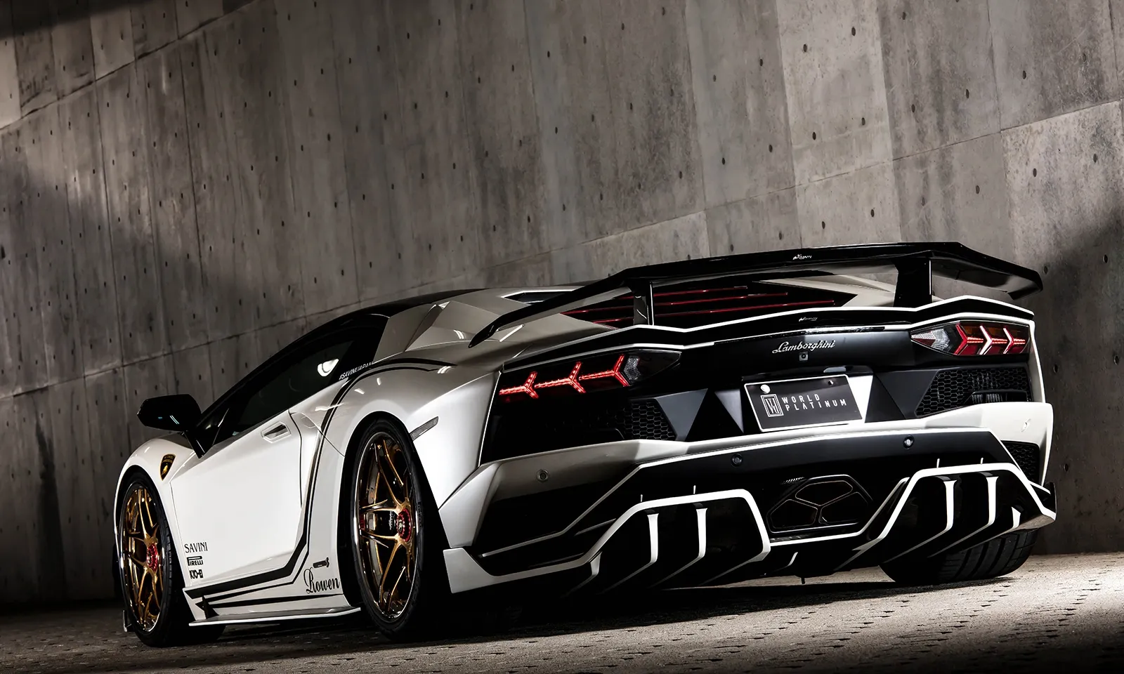 Check our price and buy Rowen body kit for Lamborghini Aventador S