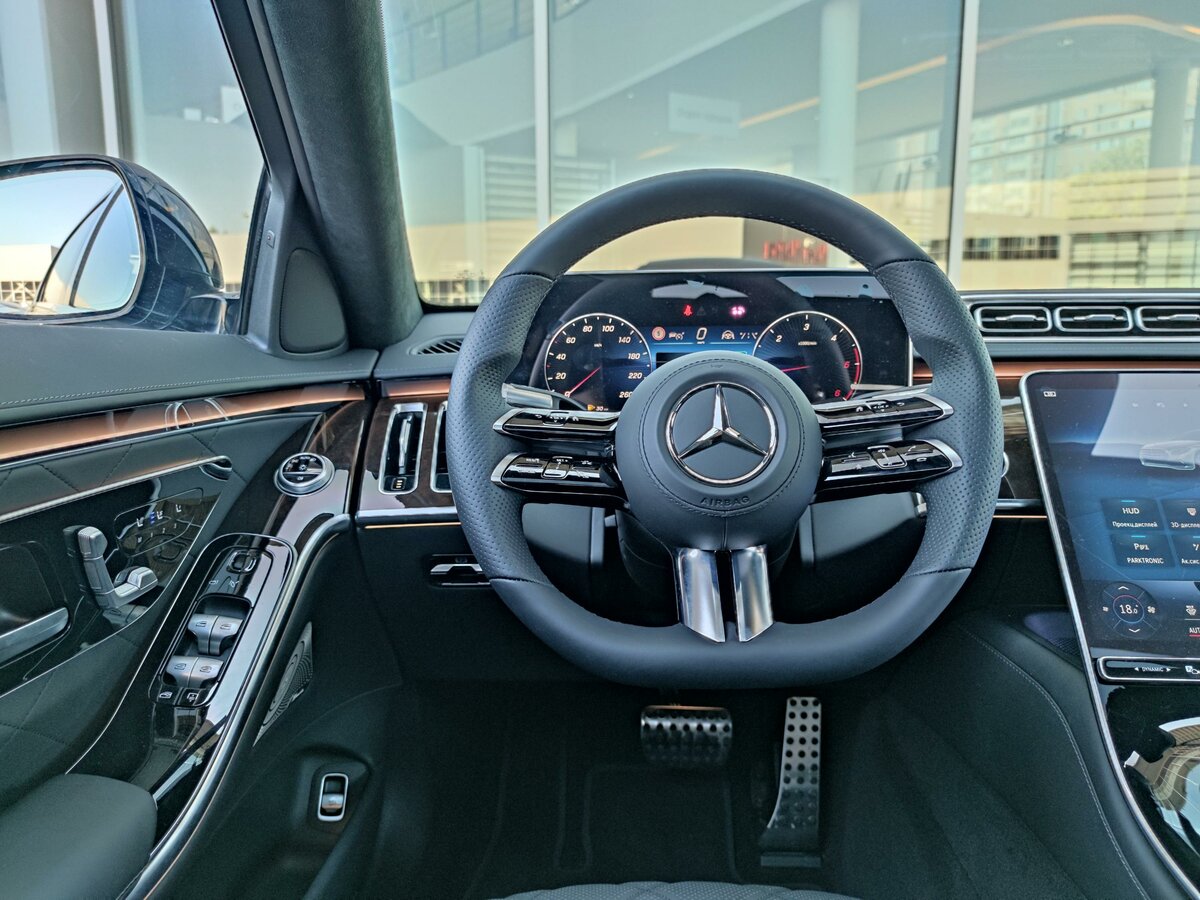 Check price and buy New Mercedes-Benz S-Class 350 d Long 4MATIC (W223) For Sale