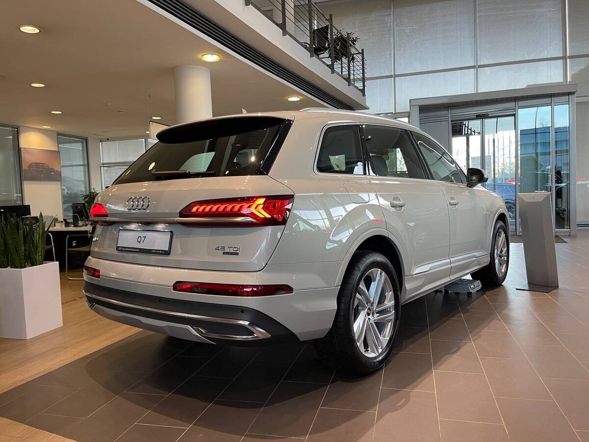 Check price and buy New Audi Q7 45 TDI (4M) Restyling For Sale
