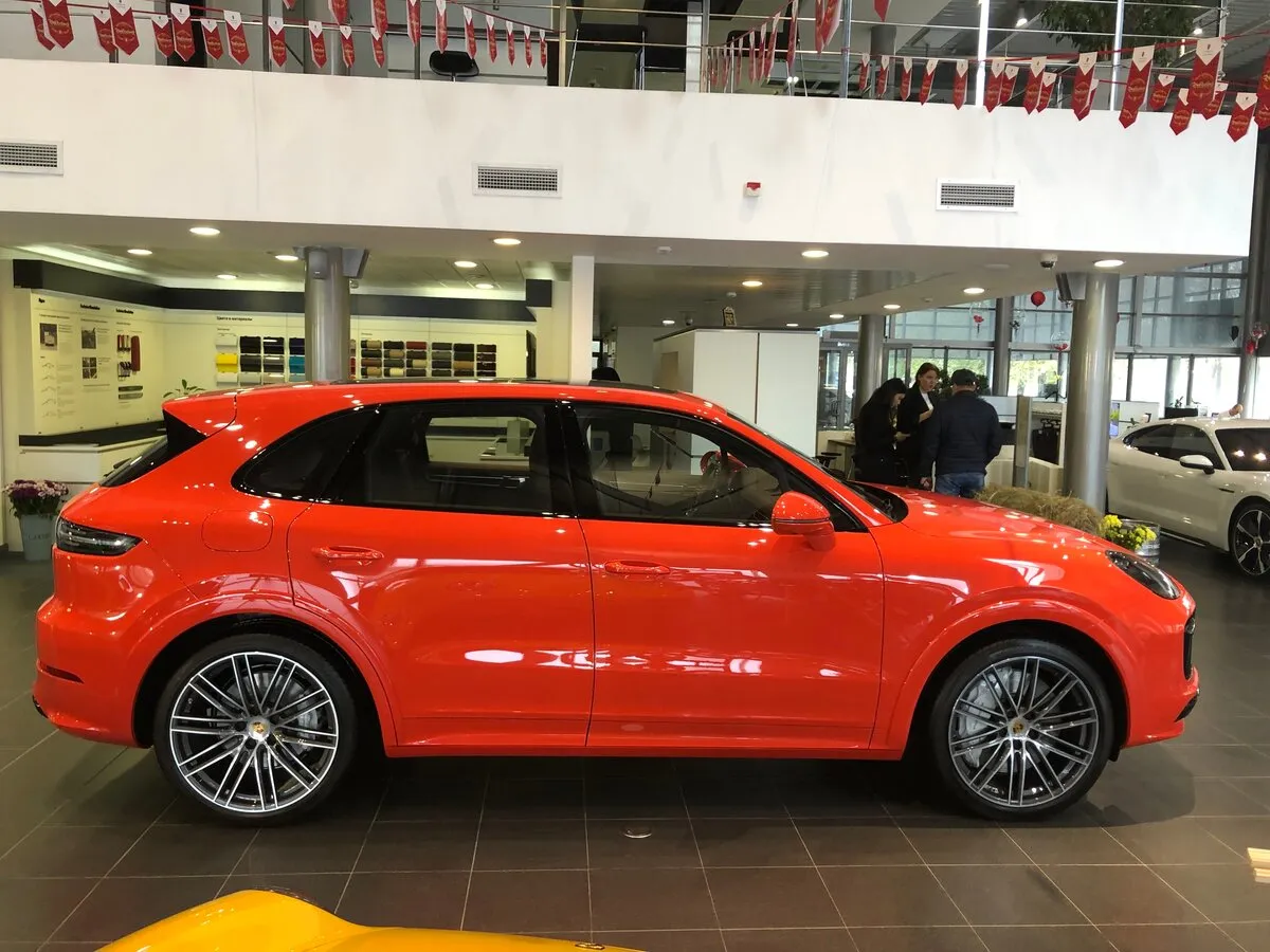 Buy New Porsche Cayenne Turbo