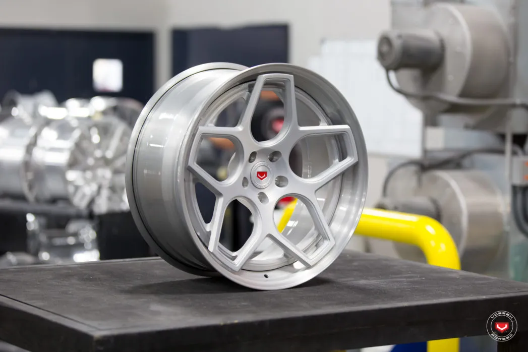 Vossen CG 205 3 PIECE 3-piece forged wheel — front view