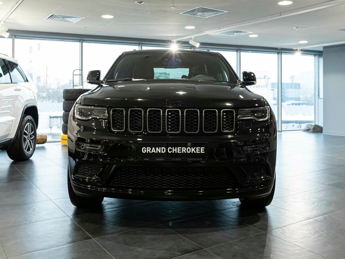 Check price and buy New Jeep Grand Cherokee (WK2) Restyling For Sale