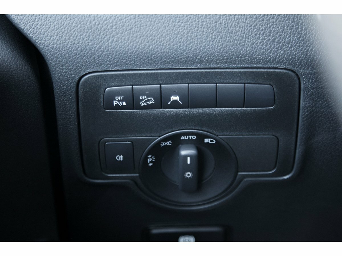 Check price and buy New Mercedes-Benz Vito 119 BlueTEC L2 (W447) For Sale