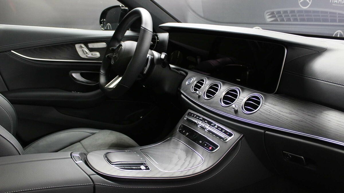 Check price and buy New Mercedes-Benz E-Class 300 d (W213, S213, C238) Restyling For Sale