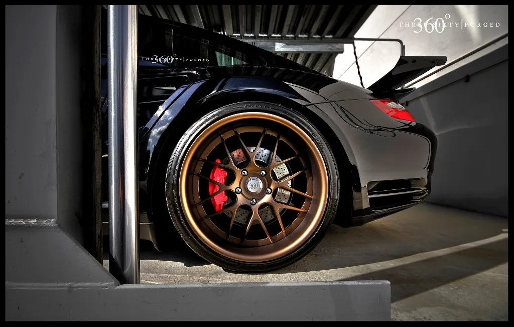 360 Forged Mesh 8 on Porsche 997 Turbo — copper finish