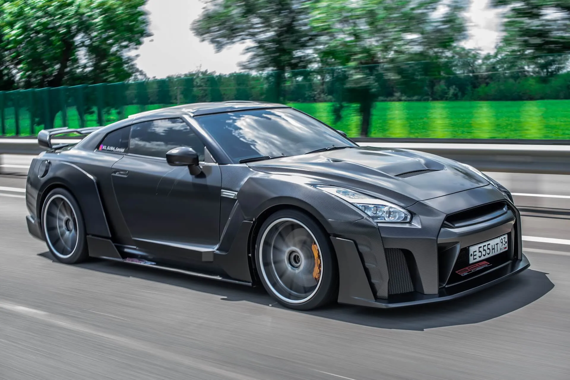 Check our price and buy SCL Performance Global body kit for Nissan GT-R Gojira!