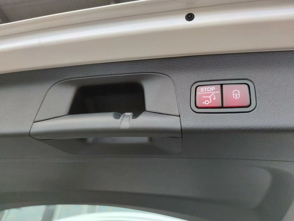 Check price and buy New Mercedes-Benz GLS 400 d (X167) For Sale