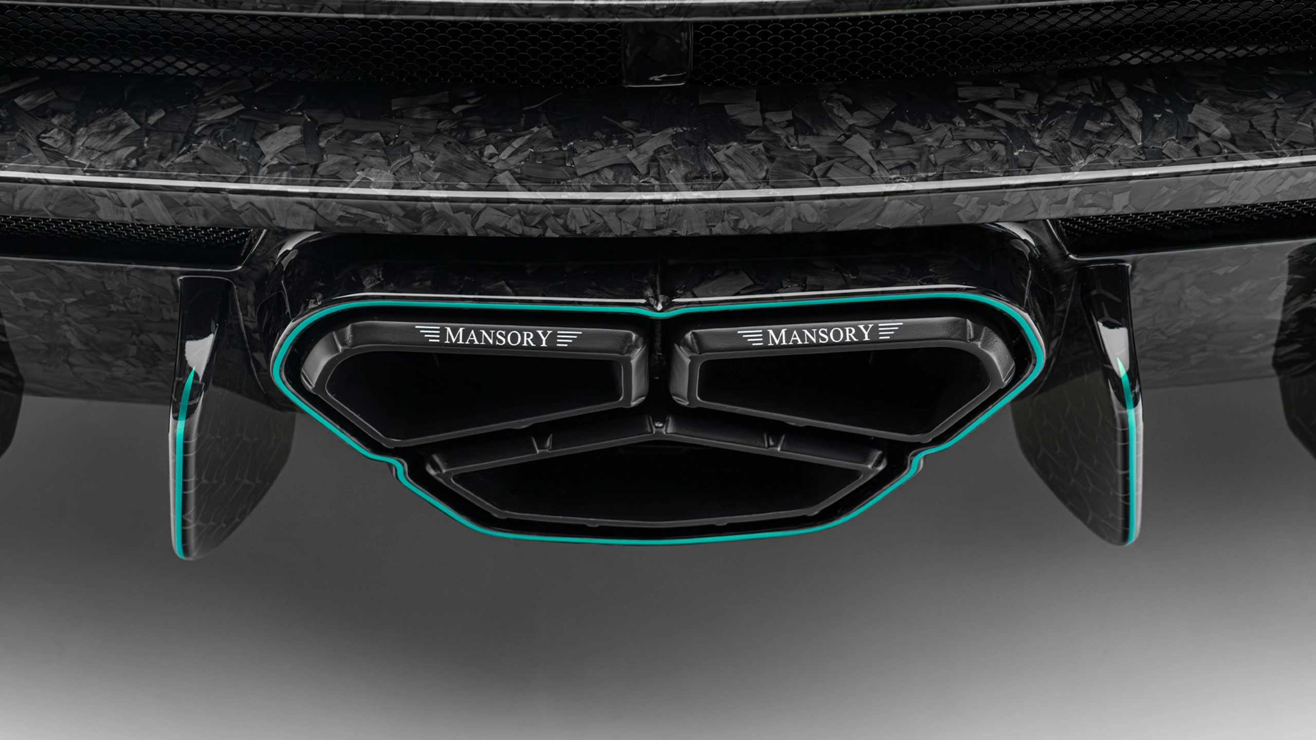 Mansory Venatus S performance engine bay