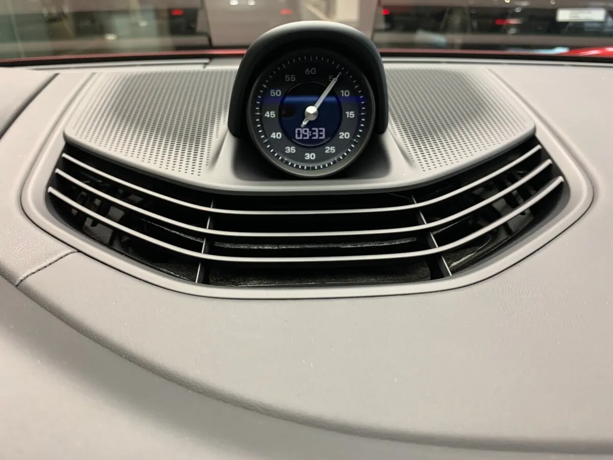 Check price and buy New Porsche Taycan 4S For Sale