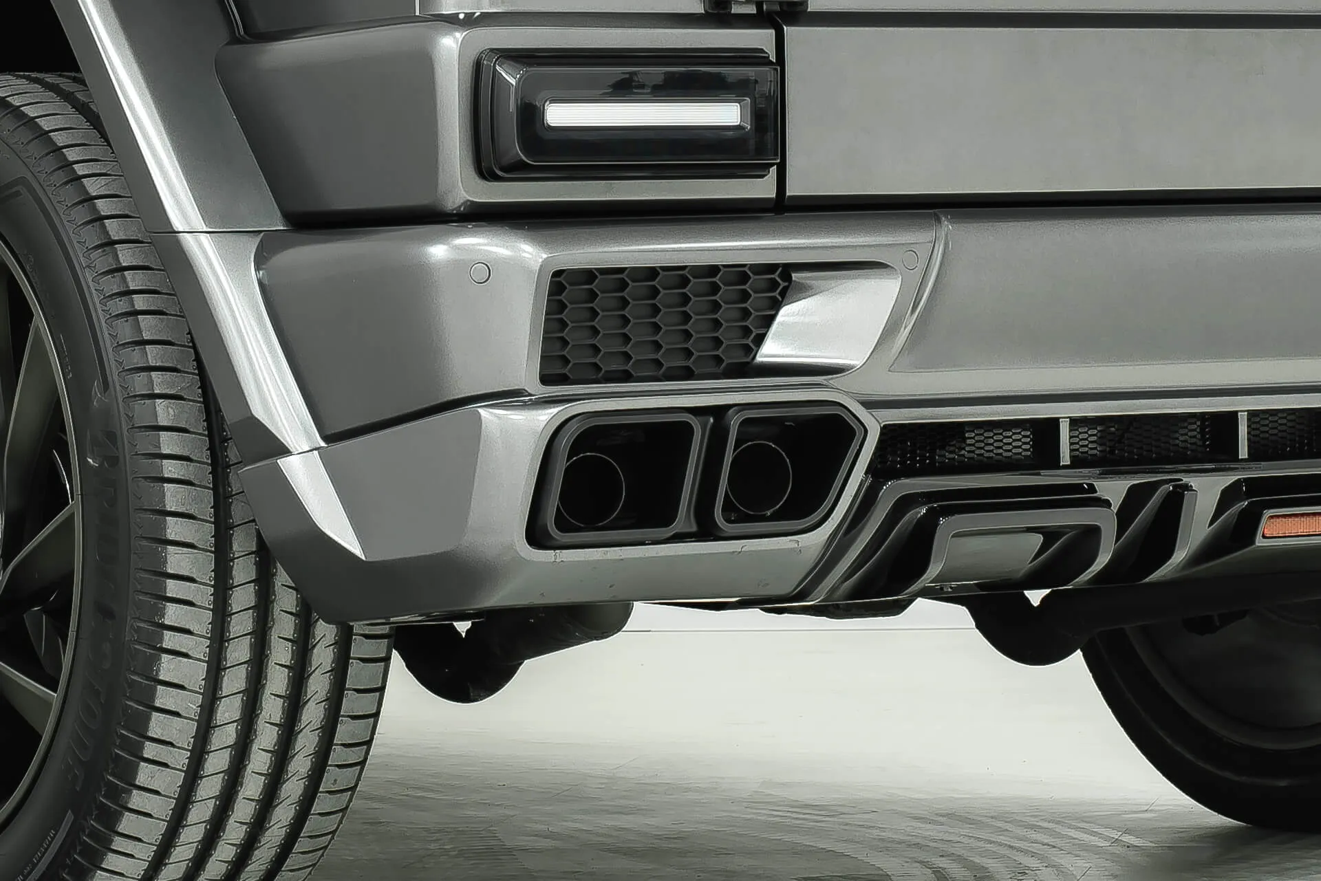 Exhaust tips SCL Performance for Mercedes G-class W463A Diamant