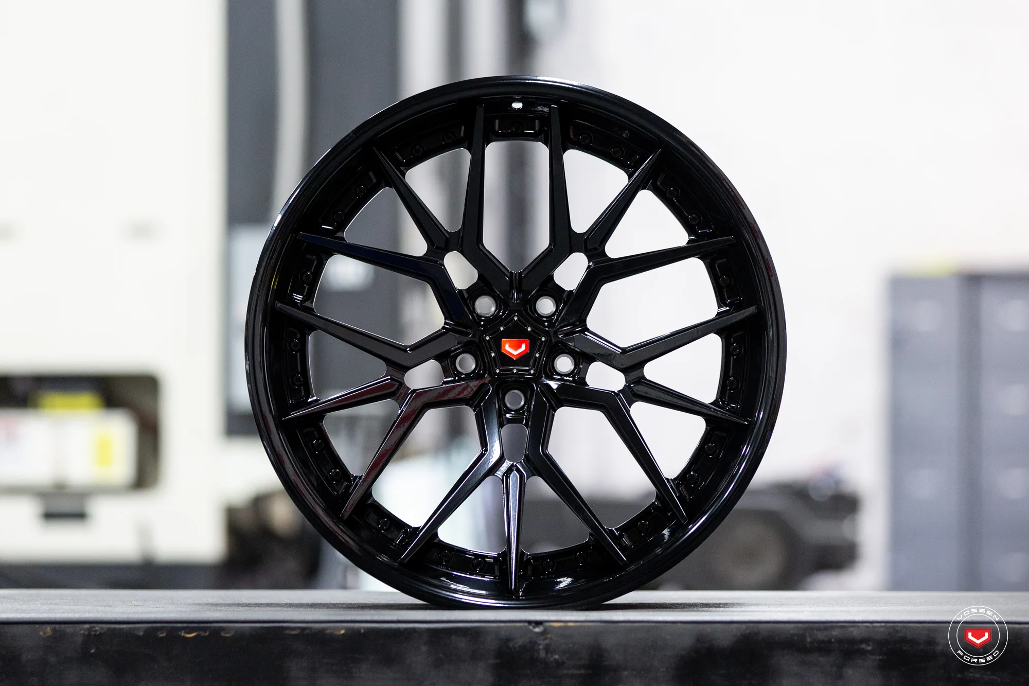 Vossen M X3 3 PIECE 3-piece forged wheel — close-up spoke detail