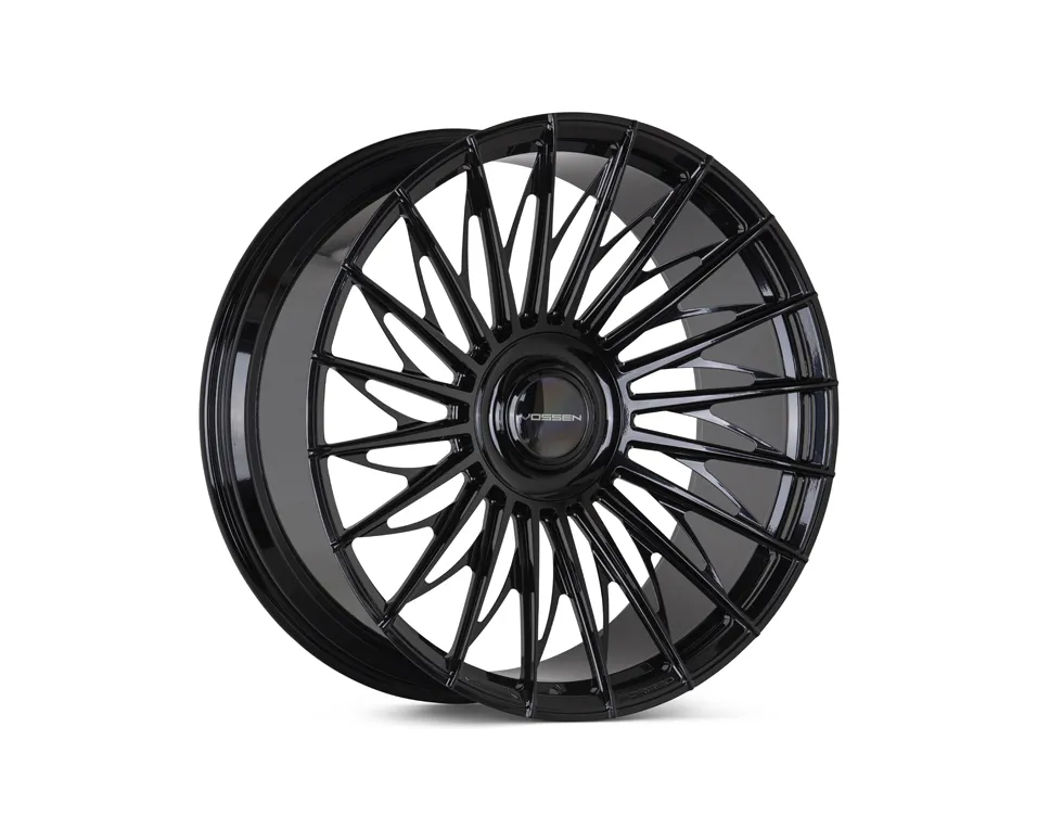 Vossen S17 15T forged wheel — close-up spoke detail