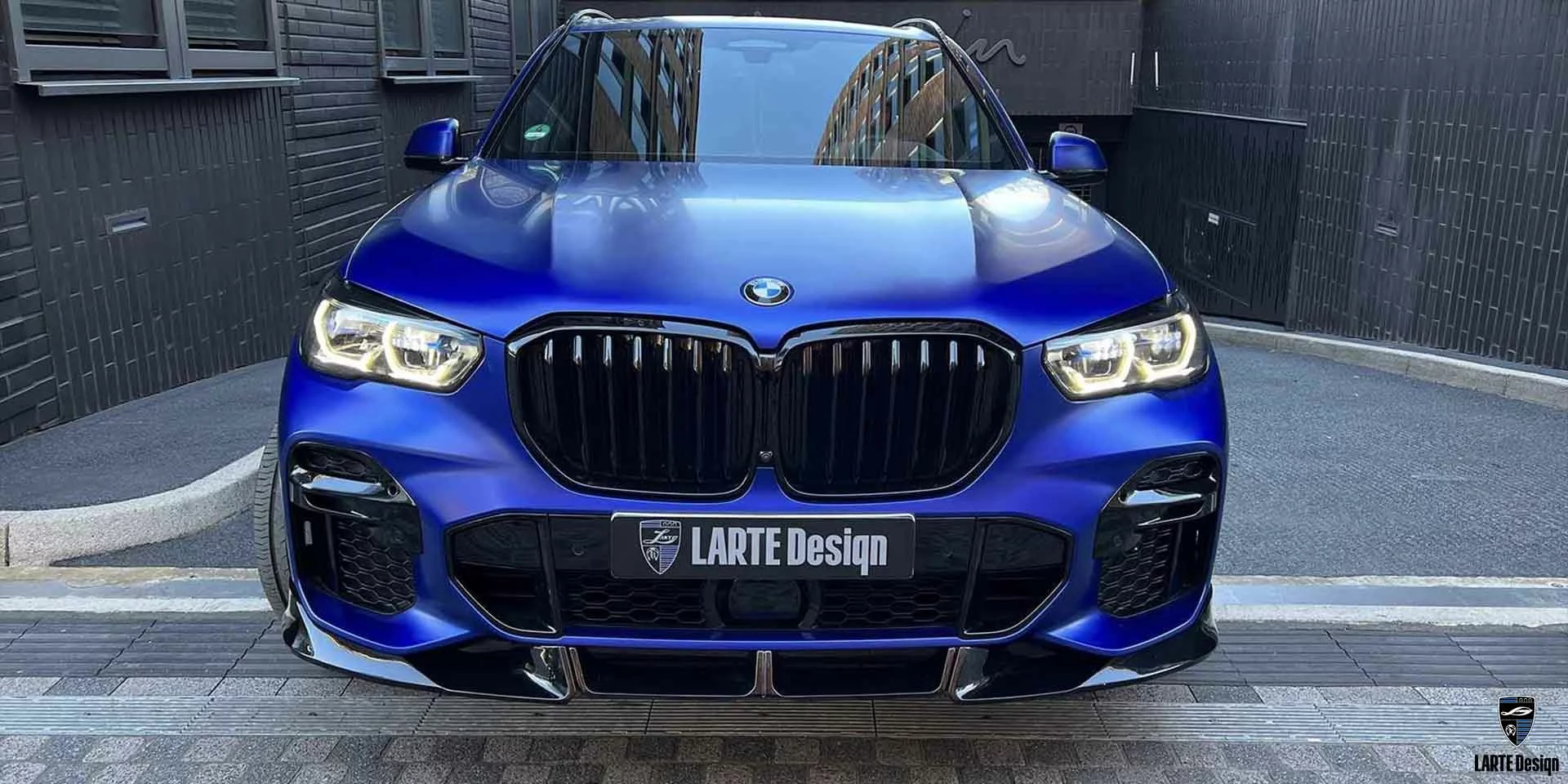 BMW X5 Tuning und Carbon Bodykit - Larte Design