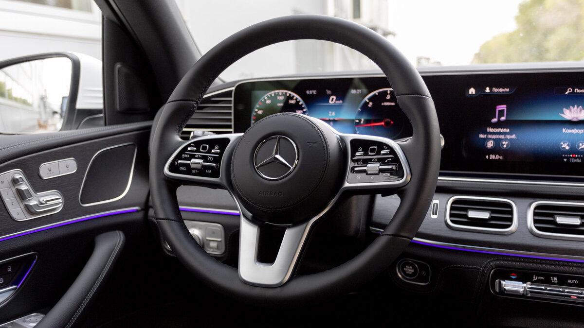 Check price and buy New Mercedes-Benz GLE 300 d (V167) For Sale