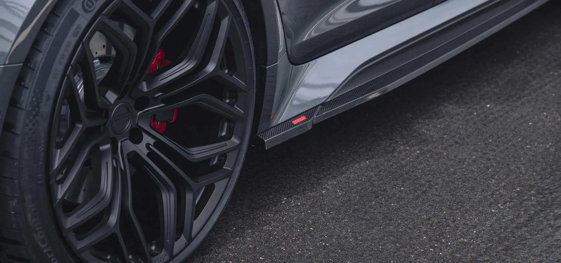 Check our price and buy Urban carbon fiber body kit set for Audi RS6 C8