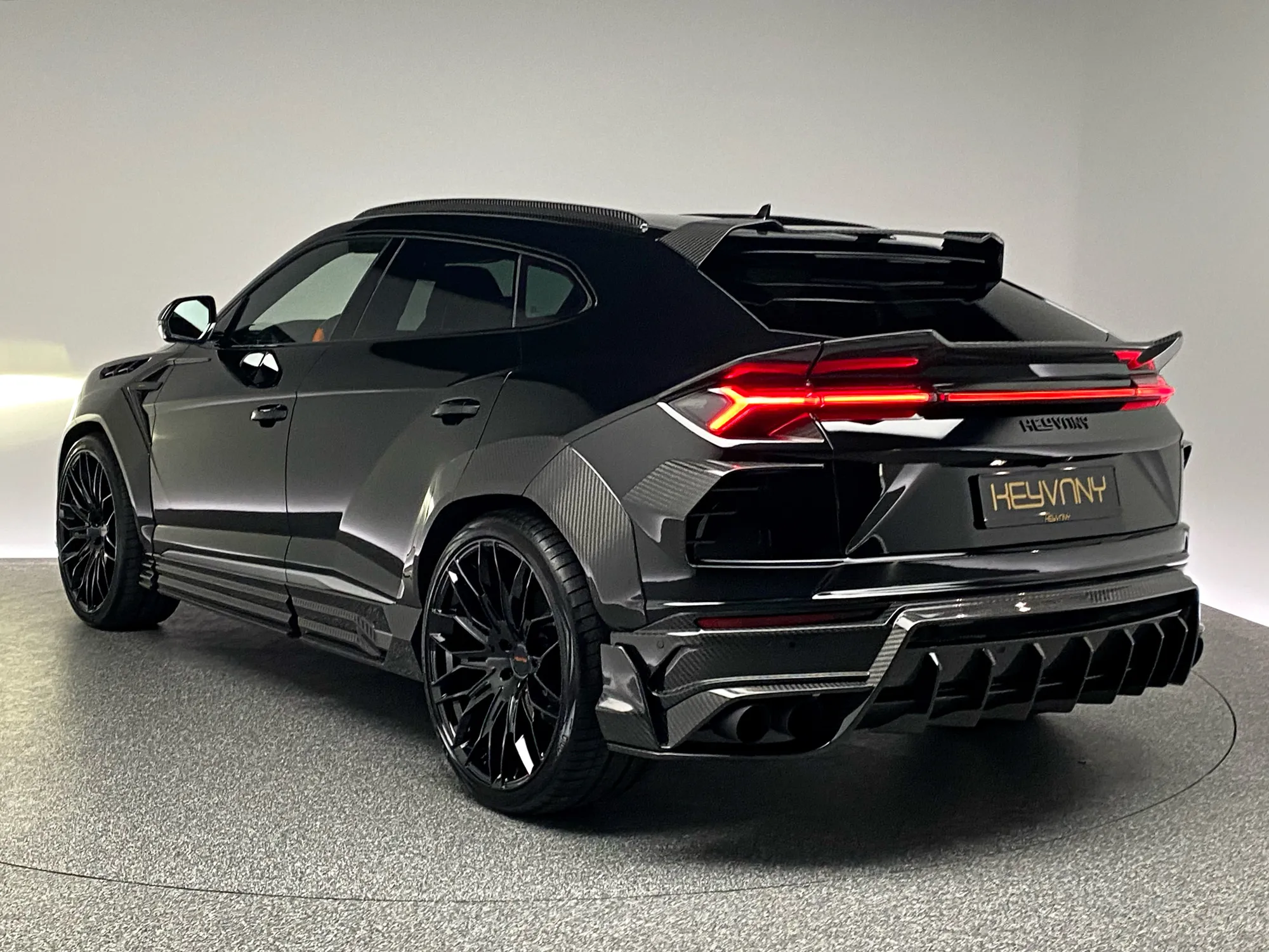 Check price and buy Keyvany Carbon Fiber Body kit set for Lamborghini Urus