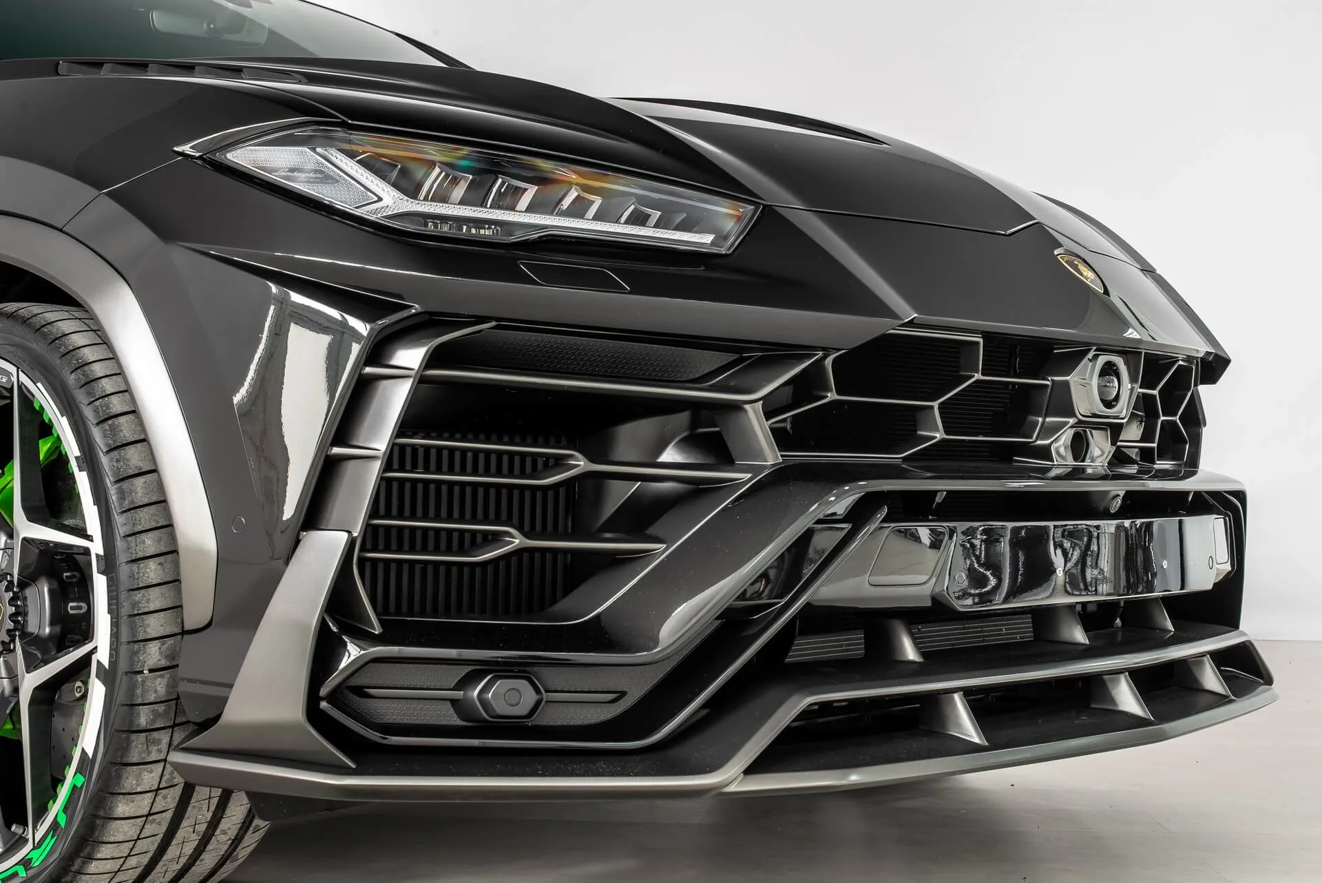 Check our price and buy a SCL Performance body kit for Lamborghini Urus