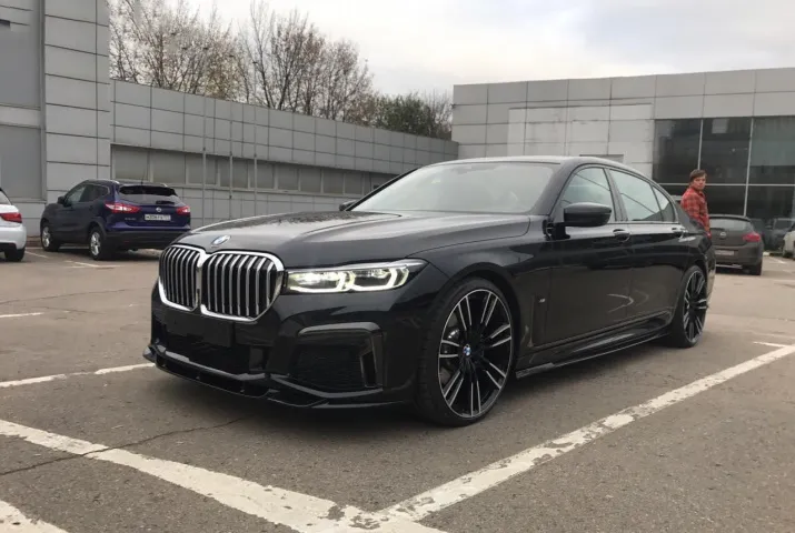Check price and buy Ronin Design body kit for BMW 7 series G11/G12 Paradigm