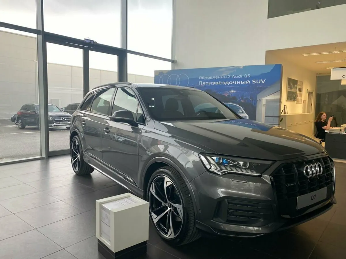 Check price and buy New Audi Q7 45 TDI (4M) Restyling For Sale