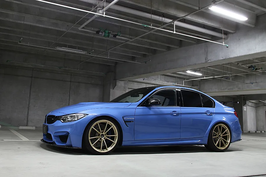 3D Design Anniversary AV1 20 inch Gold on BMW F80 M3
