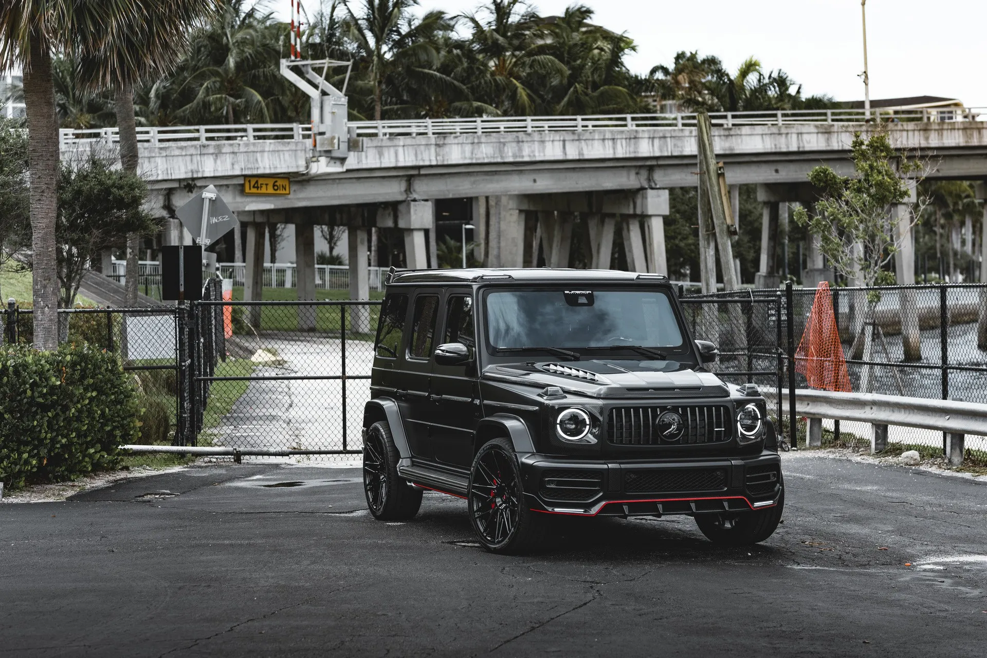 Check our price and buy Topcar Design body kit for Mercedes-Benz  G-class W463A Inferno Light