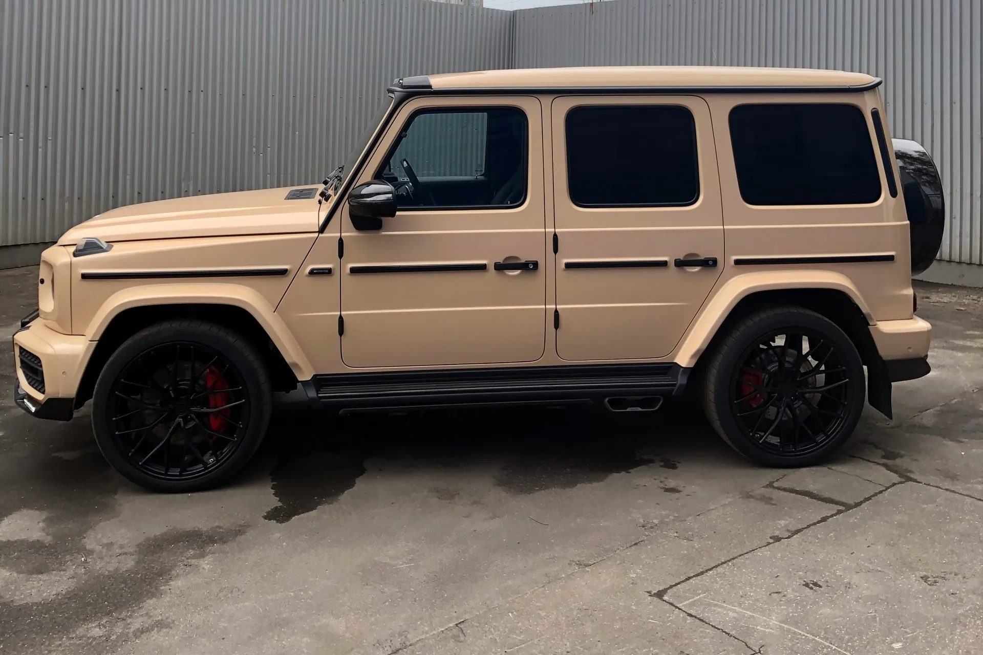 Check our price and buy Topcar Design body kit for Mercedes-Benz  G-class W463A Inferno Light