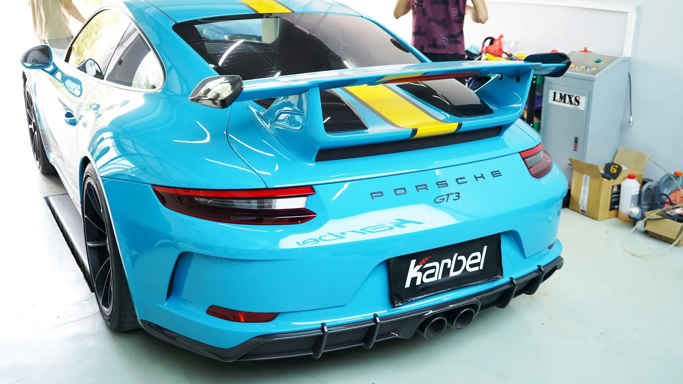 Check our price and buy a Karbel Carbon Fiber Body Kit set for Porsche 911 991.2 GT3