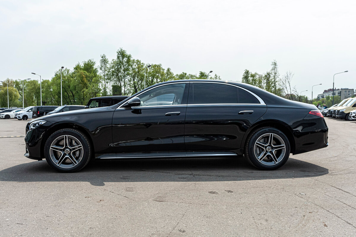 Check price and buy New Mercedes-Benz S-Class 450 Long (W223) For Sale