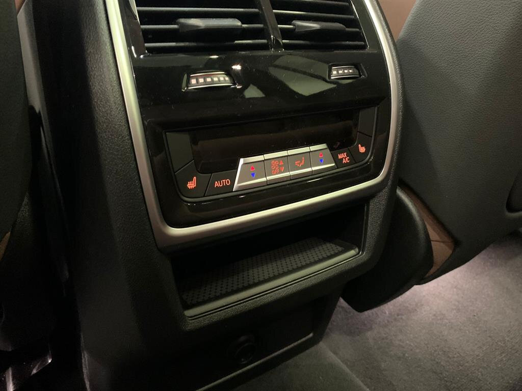 Check price and buy New BMW X5 40d (G05) For Sale