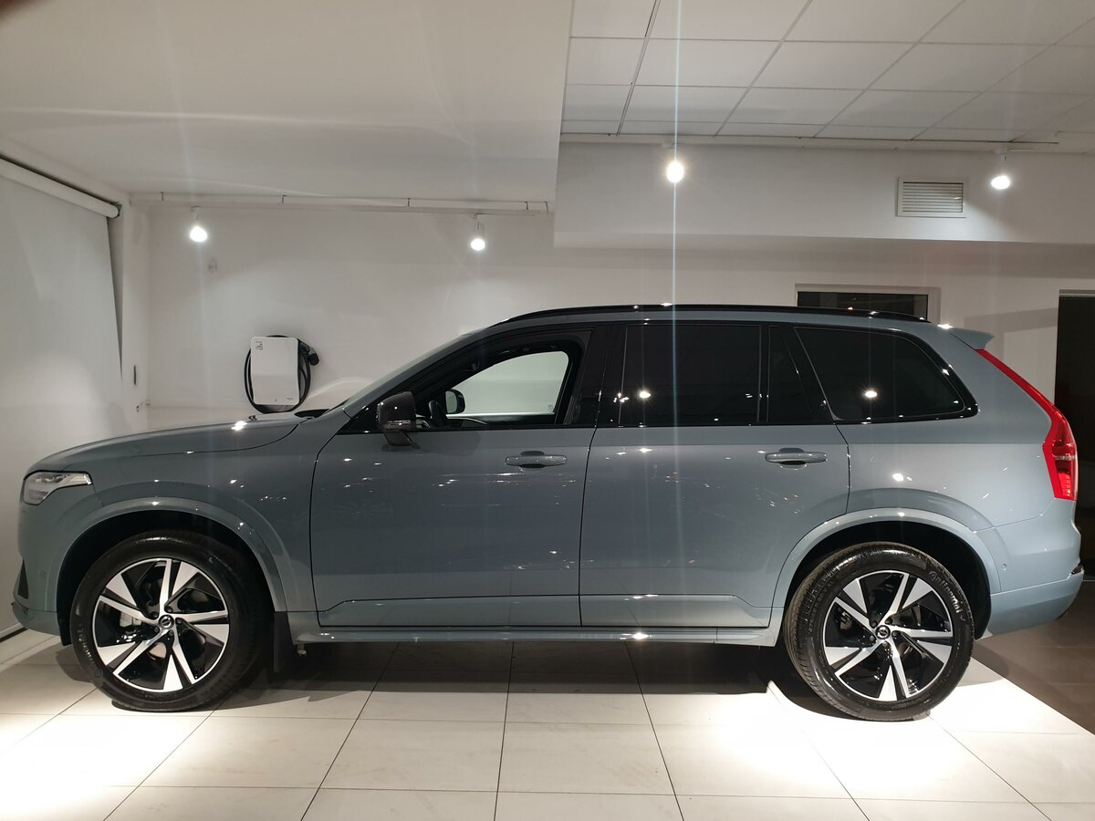 Check price and buy New Volvo XC90 Restyling For Sale