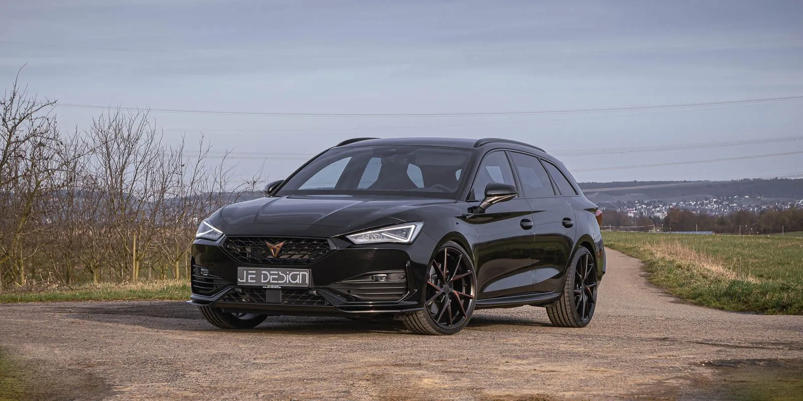 Check our price and buy JE Design body kit for Cupra Leon ST!