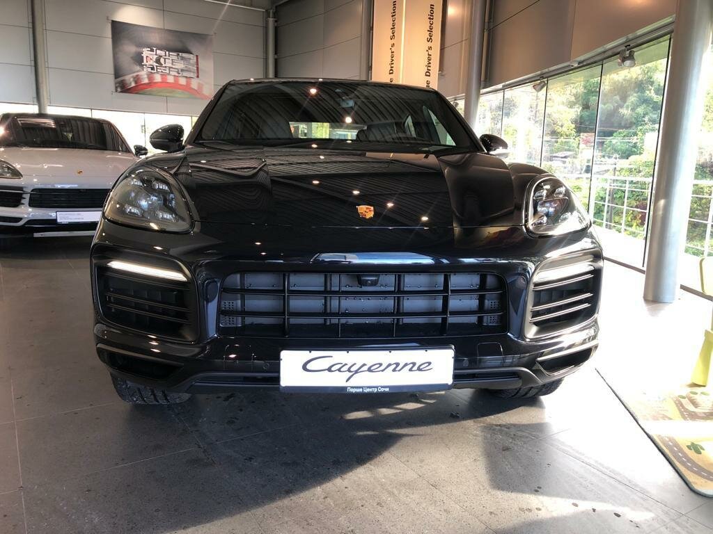 Check price and buy New Porsche Cayenne Coupé For Sale